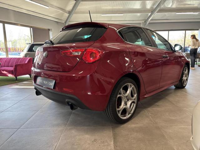 Alfa Romeo Giulietta image 6