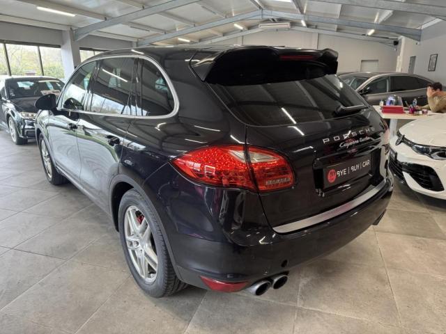 Porsche Cayenne image 3