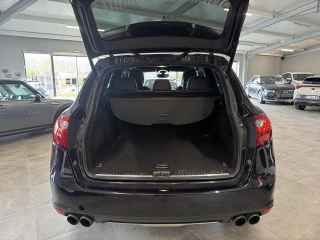 Porsche Cayenne image 8