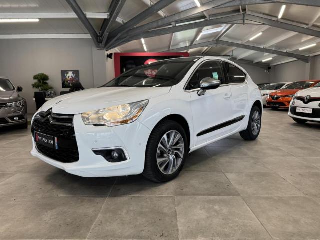 Ds Ds 4 1.2i Puretech 12v S&s - 130 So Chic Phase 1 / Garantie 12 Mois