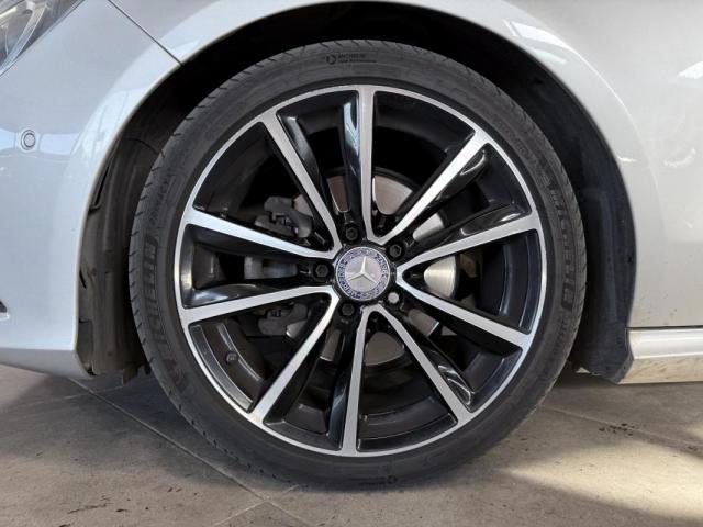 Mercedes Benz Cla image 9