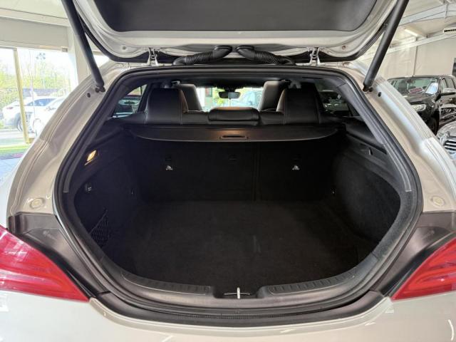 Mercedes Benz Cla image 8