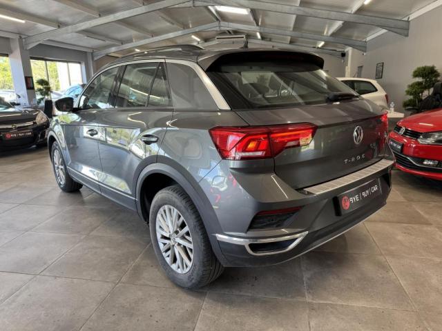 Volkswagen T-Roc image 2
