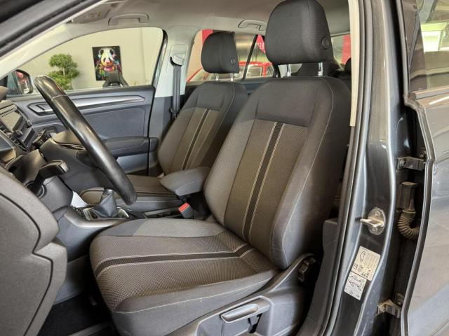 Volkswagen T-Roc image 1