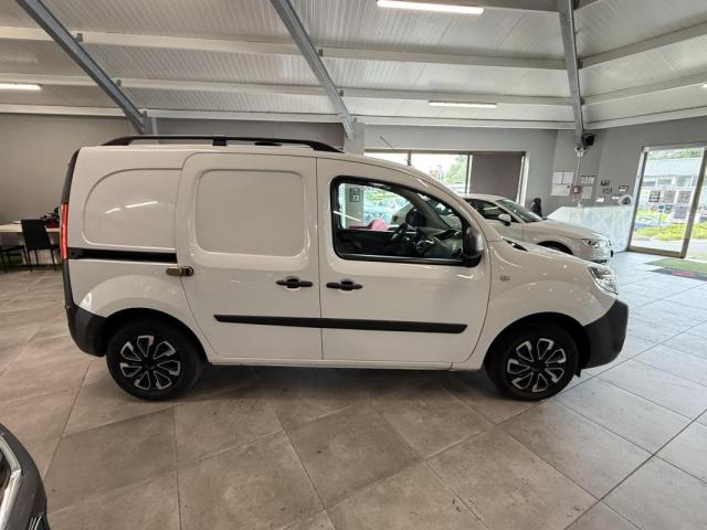 Renault Kangoo image 9