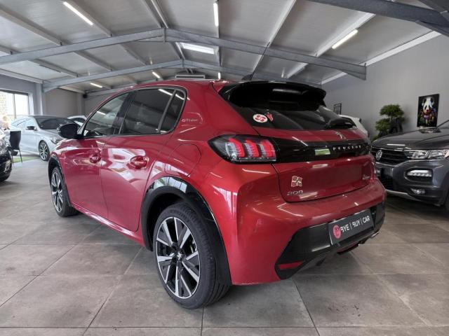 Peugeot 208 image 4