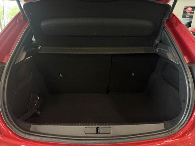 Peugeot 208 image 6