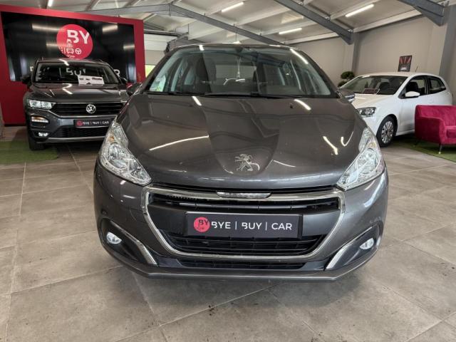 Peugeot 208 image 8