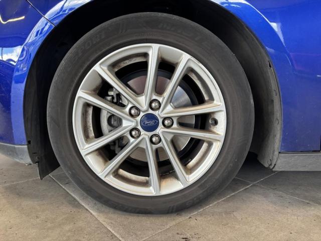 Ford Focus image 7