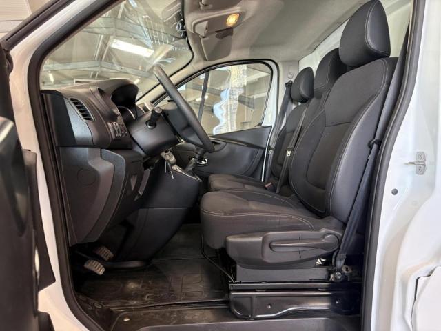 Renault Trafic image 7