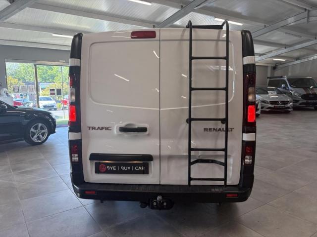 Renault Trafic image 9