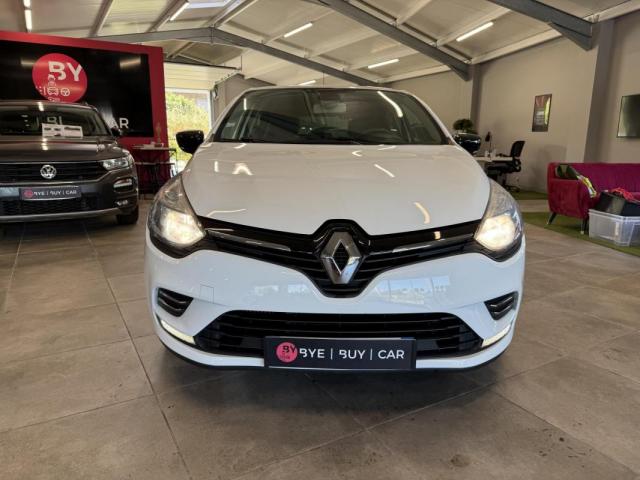 Renault Clio image 1