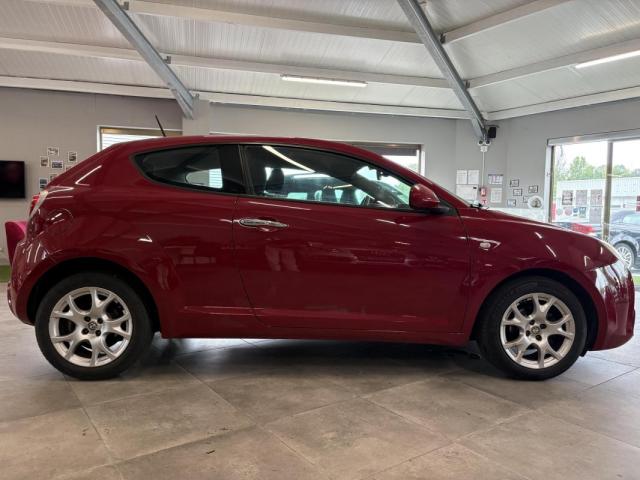 Alfa Romeo Mito image 2