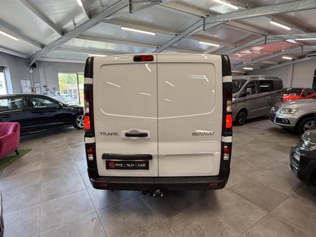 Renault Trafic image 3