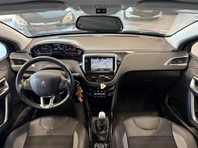 Peugeot 2008 image 4