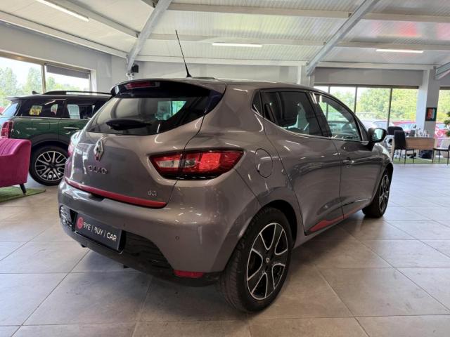 Renault Clio image 8