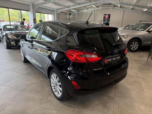 Ford Fiesta image 3