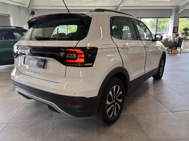 Volkswagen T-Cross image 2