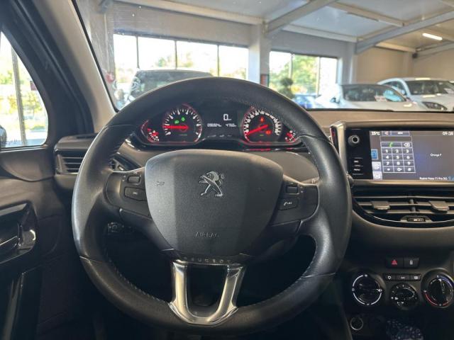 Peugeot 208 image 6