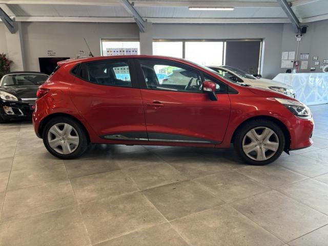 Renault Clio image 8