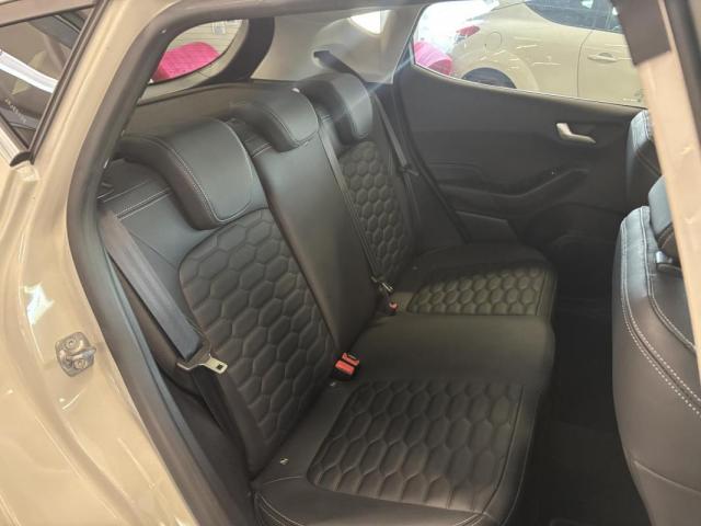 Ford Fiesta image 3