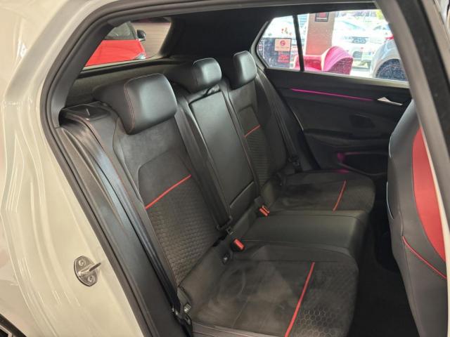 Volkswagen Golf image 3
