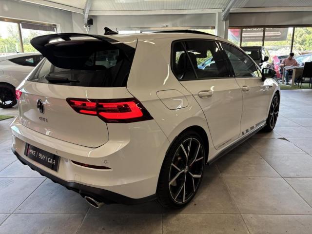 Volkswagen Golf image 5