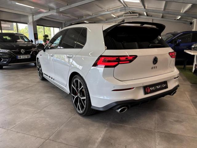 Volkswagen Golf image 6