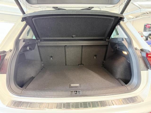 Volkswagen Tiguan image 9