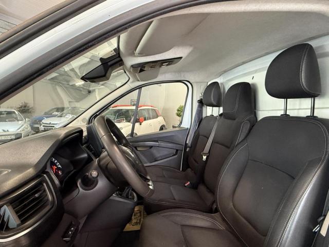 Renault Trafic image 3