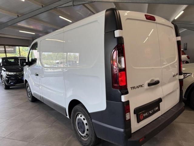 Renault Trafic image 1