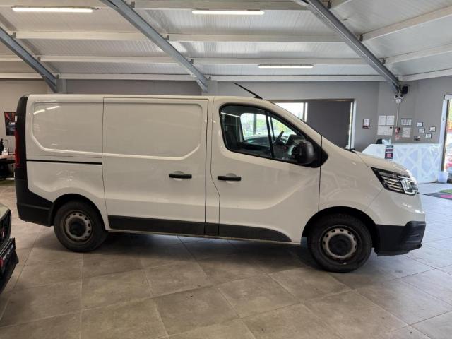 Renault Trafic image 4