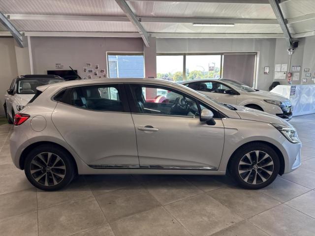 Renault Clio image 9