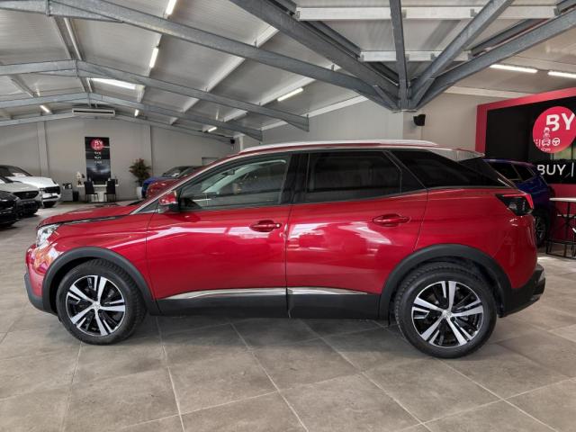 Peugeot 3008 image 2