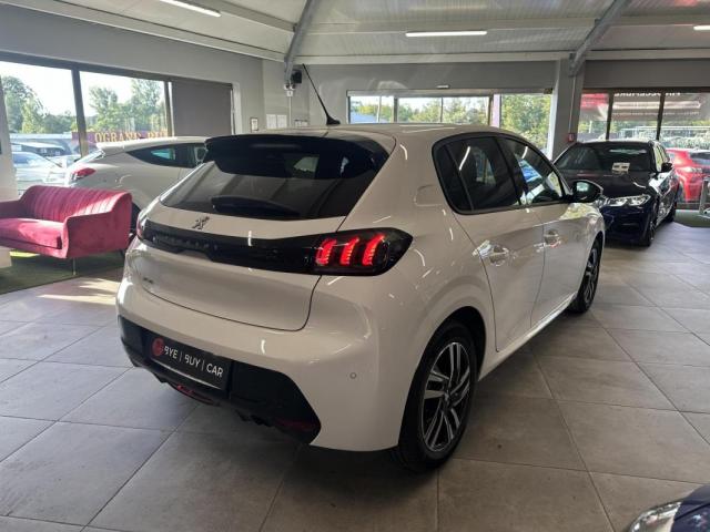 Peugeot 208 image 6