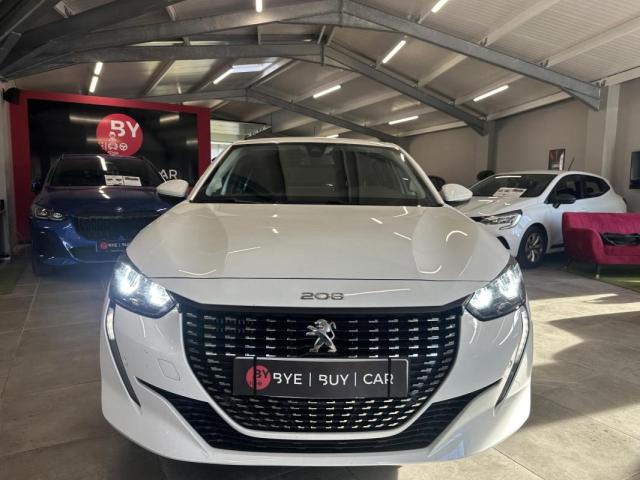 Peugeot 208 image 3