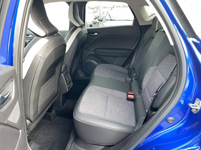 Renault Captur image 9