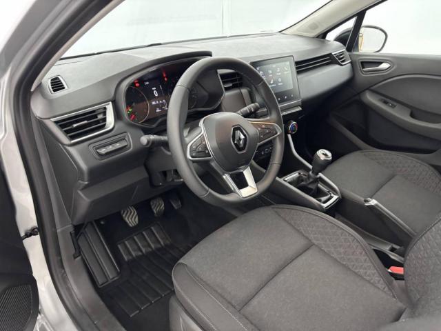 Renault Clio image 6