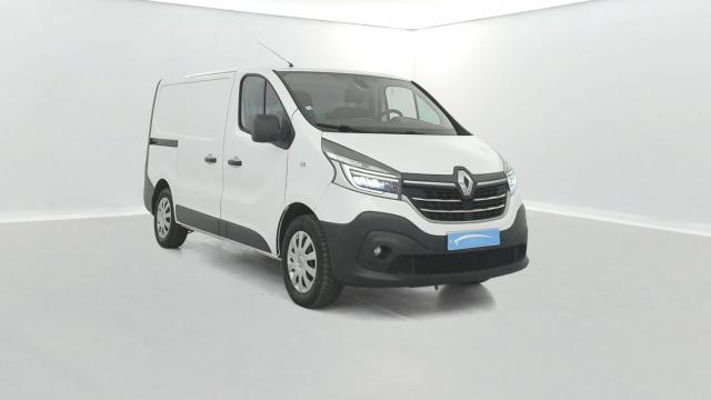 Renault Trafic image 2