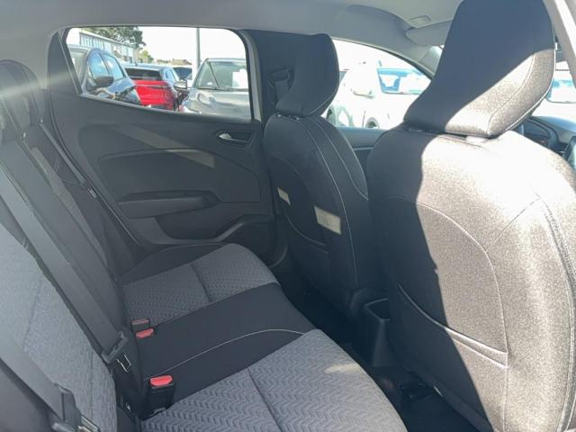 Renault Clio image 7