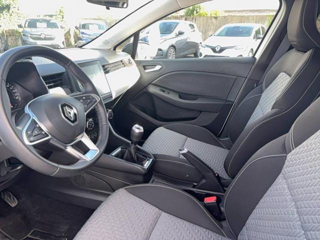 Renault Clio image 8