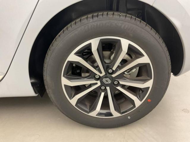 Renault Clio image 9