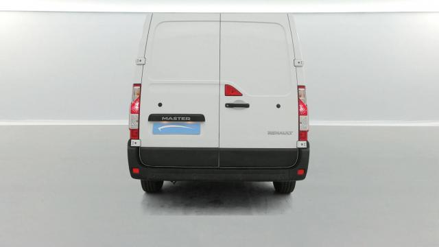 Renault Master image 2