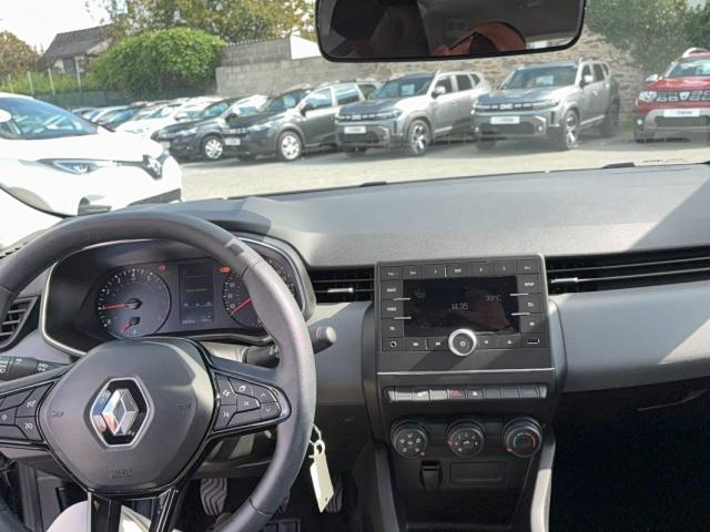 Renault Clio image 6