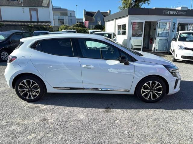 Renault Clio image 2