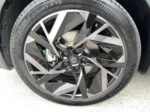 Renault Symbioz image 8