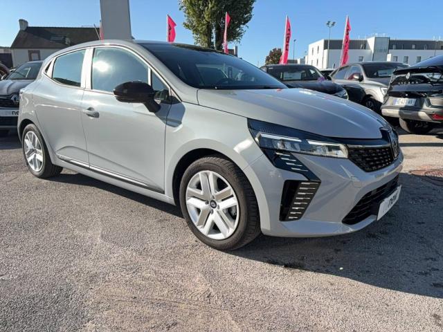 Renault Clio image 9