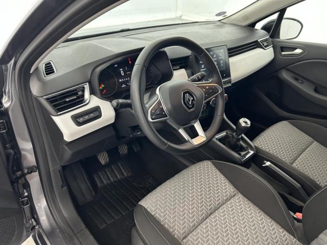 Renault Clio image 6