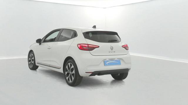 Renault Clio image 9