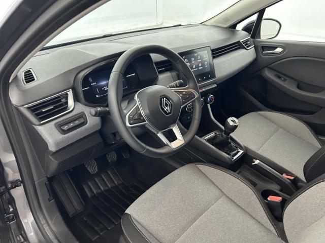 Renault Clio image 1